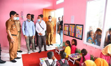 Bupati Buton Resmikan Ruang Pintar Sikola Pesisir Sampuabalo