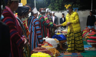 Hadiri Pesta Adat Laburunci, Alimani Sebut Kasus Covid-19 di Buton Sudah Level I