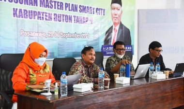 Hari Kedua Bimtek Penyusunan Master Plan Smart City, Peserta Tanya Jawab Terkait Rencana Kerja