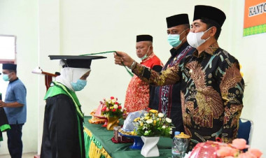 101 Santri TPQ Binaan Penyuluh Agama Islam Kecamatan Wabula Diwisuda