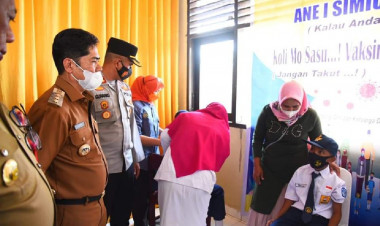 Pemda Buton Mulai Vaksinasi Siswa Usia 12-17 Tahun