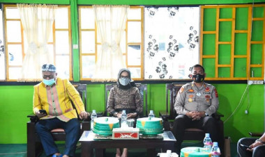 Wabup Buton Buka FGD Implementasi Kurikulum 2013 Pendidikan Kesetaraan