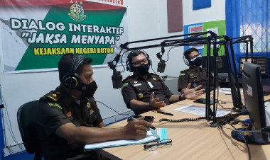Menuju WBK dan WBBM, Kejari Buton Menyapa Lewat Udara