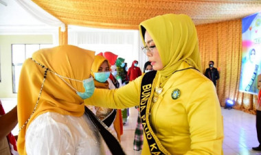 Delya Montolalu La Bakry Lantik 95 Bunda Paud