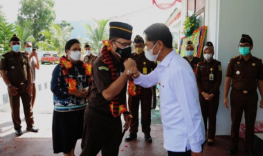 Sambut Kedatangan Kajari Buton, La Bakry: Selamat Datang di Pasarwajo