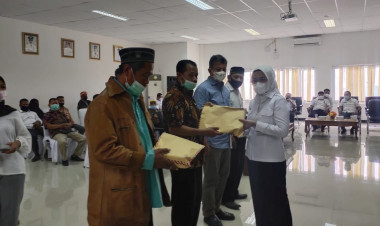 Pemkab Buton Kucurkan Bantuan untuk Pembangunan 19 Masjid