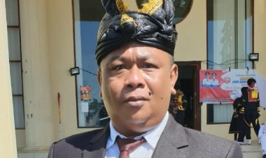 Sekot Baubau Mengancam, Ketua DPRD Buton: Abaikan, Jangan Ada yang Kosongkan Rumah Dinas