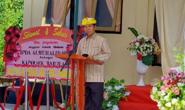 Hadiri Pengukuhan Polsek Wabula, Bupati La Bakry Kenang Pencanangan Kawasan Wisata