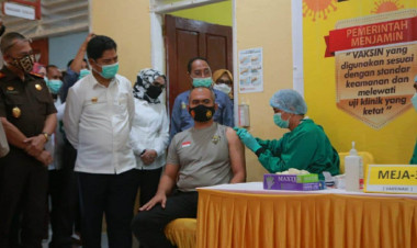 Kick Off Vaksinasi Covid-19 Buton, Empat Pejabat Prioritas Gagal di Suntik