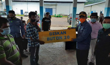 Ratusan Bantuan Mengalir ke Nelayan, Stimulan Pemkab Buton Entaskan Stunting