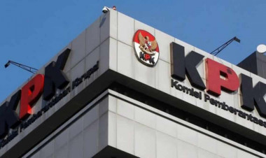 KPK Tangkap Tangan Pejabat Kemensos