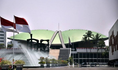 Situs DPR Diretas Jadi “Dewan Penghianat Rakyat”
