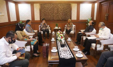 Audiens dengan Menaker, Usulan Bupati Buton Disambut Baik