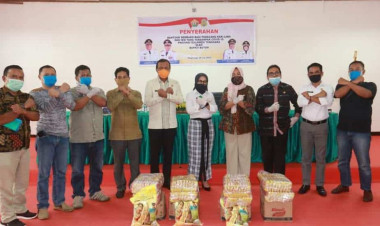 Pemkab Buton Terima 1.478 Peket Bantuan dari Pemprov Sultra