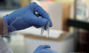 UEA Memulai Tahap Akhir Uji Klinis Vaksin Covid-19