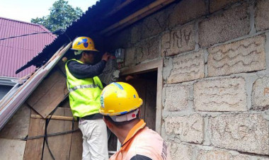 Pemdes Laburunci Gunakan Keuntungan Bumdes untuk Pemasangan KWH Listrik Warga