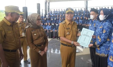 Ratusan CPNS dan PPPK Guru Formasi 2021 lingkup Pemkab Buton Peroleh SK Pengangkatan