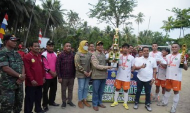 Bupati Buton Tutup Turnamen Futsal Babinsa Cup III