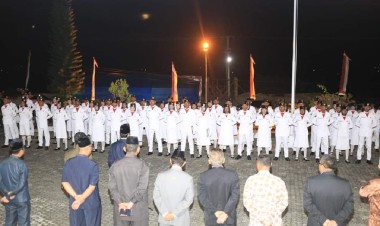 Bupati Kukuhkan Paskibraka Buton