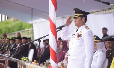Bupati Buton Pimpin Upacara Kemerdekaan di Takawa