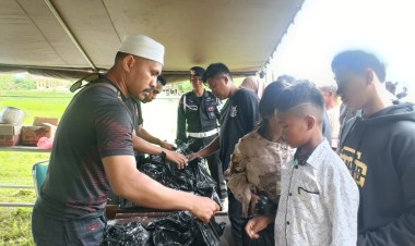 Batalyon B Brimob Polda Sultra Sembelih 23 Ekor Sapi