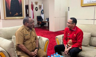 'Koja-koja' dengan Wamendagri, Pj Bupati Buton Dimotivasi Bangun Daerah dan Tegak Lurus Pada Aturan