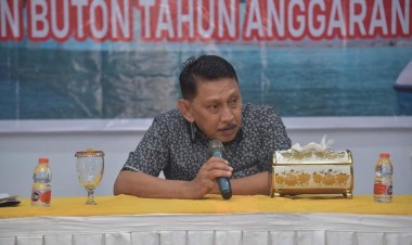 Daerah Jangan Hanya 'Makan Debu', Pj Bupati Buton Harap Pengangkutan Aspal Harus Ditarik Retribusinya