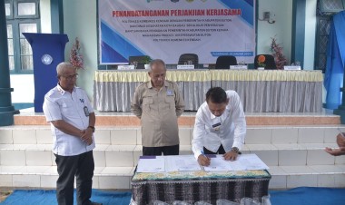 Pemkab Buton Teken Kerja Sama dengan Poltekkes Kemenkes Kendari