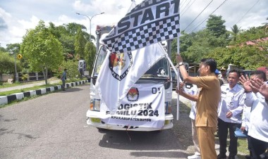 Pj Bupati Buton Lepas Logistik Pemilu