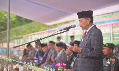 Pimpin Upacara Harkitnas, Pj Bupati Buton Bacakan Sambutan Menteri Kominfo