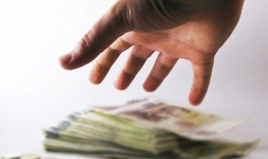 Diduga Gelapkan Dana Survei Balon Kepala Daerah, Ketua Golkar Buton Terancam Dipolisikan