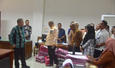 Pj Bupati Buton Sidak OPD, Tekankan Peningkatan Pelayanan Publik