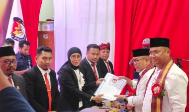 Kurang Materai, KPU Buton Kembalikan Berkas Pendaftaran Pasangan La Ode Nane-Akalim