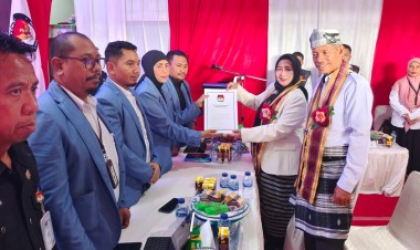 Berkas Pendaftaran Diterima KPU Buton, SYARA Nyatakan Maju demi Kesejahteraan Masyarakat