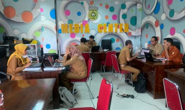 Diskominfo dan Persandian Buton Lakukan Verifikasi Penginputan SIPD e-Walidata