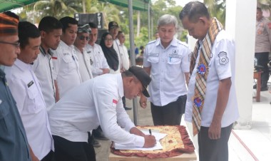 Buton Perkuat Pendidikan Dasar, 18 PAUD dan 2 SMP Beralih Status ke Negeri