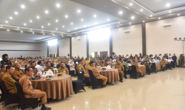 Bupati Buton Hadiri Musrenbang Sultra 2025, Soroti Pentingnya Pembangunan Responsif Kebutuhan Rakyat