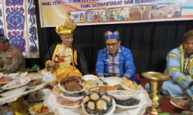 Di Pesta Adat Wayaro Kancinaa, Wabup Syarifudin Ajak Masyarakat Lestarikan Budaya Buton