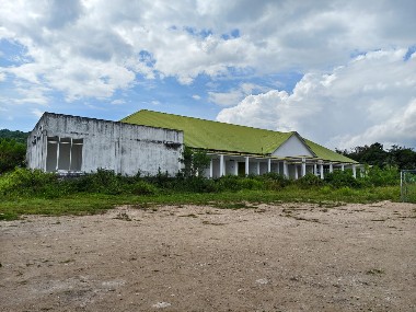 Pedagang Tolak Pasar Ompu, Alasan Pemkab Buton Bangun Lapak Sementara di Kaloko