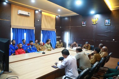 Bupati Buton Gelar Rapat Koordinasi Penanganan Kebakaran Pasar Kaloko