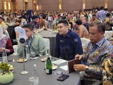 Dari Rakornas ke Sekolah, Bupati Buton Siapkan Perbup Satu Siswa Satu Pohon